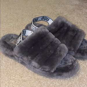 UGG Fluff yeah’s. Women’s 10! Worn a couple times